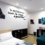 Studio83 Frühstückspension 4*