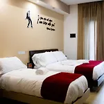 Studio83 Frühstückspension 4*