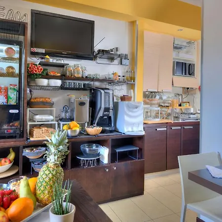 Oda ve Kahvaltı Studio83