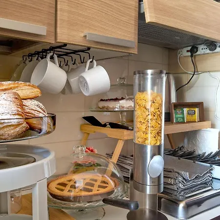 Studio83 Oda ve Kahvaltı Pompei