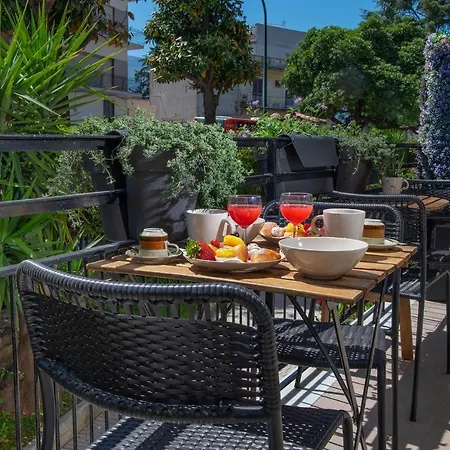 Oda ve Kahvaltı Studio83