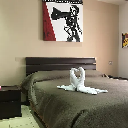 Studio83 Oda ve Kahvaltı Pompei